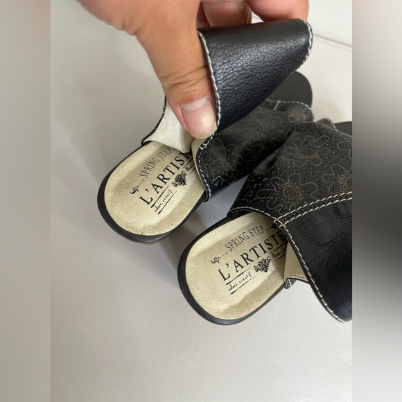 Spring Step L'Artiste Fab Sandal Flower Embossed Laser Cut Leather Black Size 36 - Picture 5 of 6